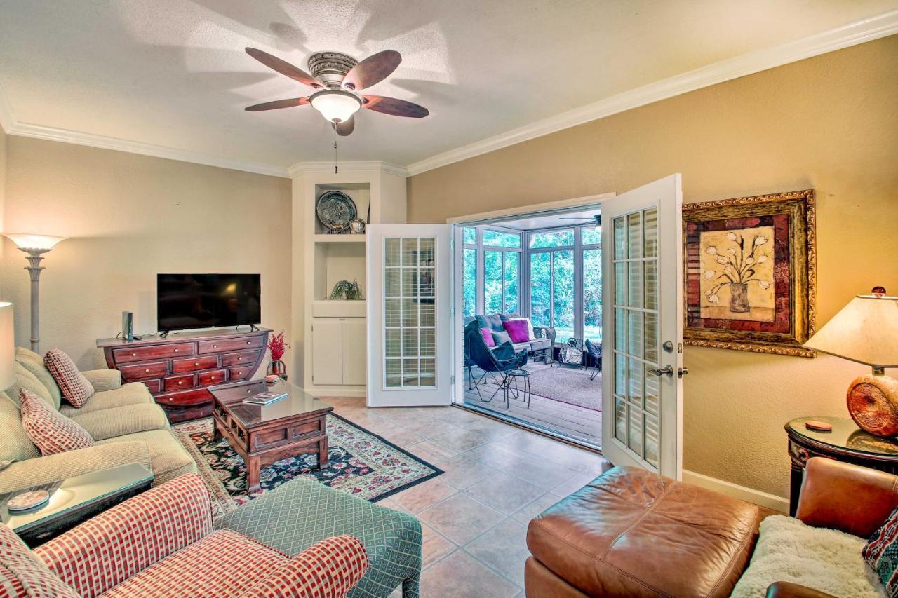 Charming Hot Springs Home With Sunroom And Yard Dış mekan fotoğraf